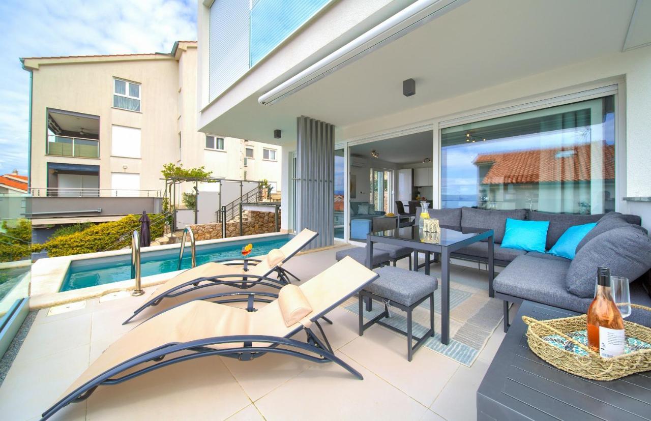 Villa Solis Lacus Modern Apartment - Private Heated Pool - Smart Tv Sky X - Free Parking Нівице Екстер'єр фото