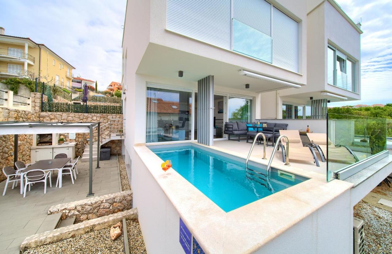 Villa Solis Lacus Modern Apartment - Private Heated Pool - Smart Tv Sky X - Free Parking Нівице Екстер'єр фото