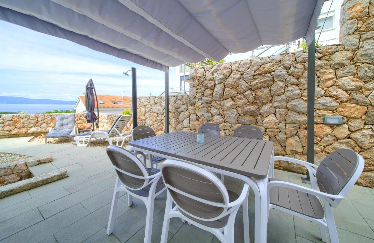 Villa Solis Lacus Modern Apartment - Private Heated Pool - Smart Tv Sky X - Free Parking Нівице Екстер'єр фото