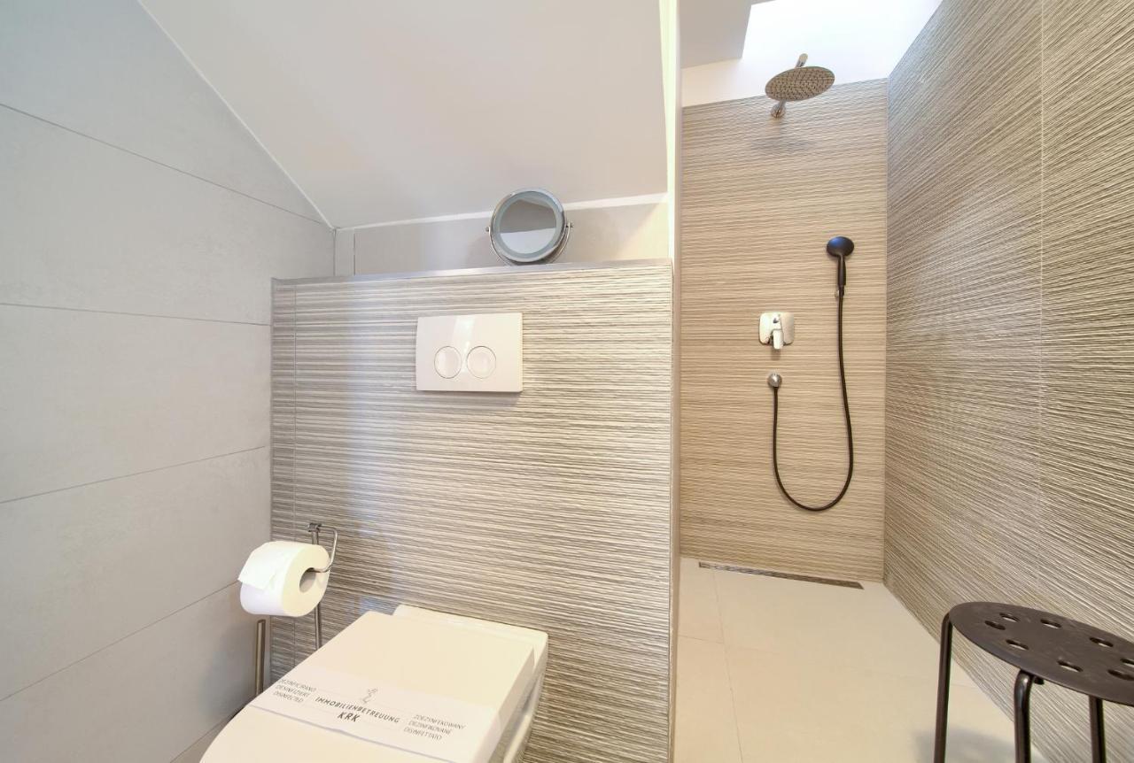 Villa Solis Lacus Modern Apartment - Private Heated Pool - Smart Tv Sky X - Free Parking Нівице Екстер'єр фото